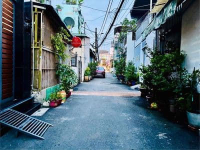 Tiền ít thịt nhiều - 51m2 - ô tô đến nhà - 3 ngủ - gần emart 2