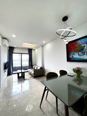 Cho thuê căn hộ monarchy 2pn 80m2 ngay cầu rồng- sơn trà- 22 tr/th