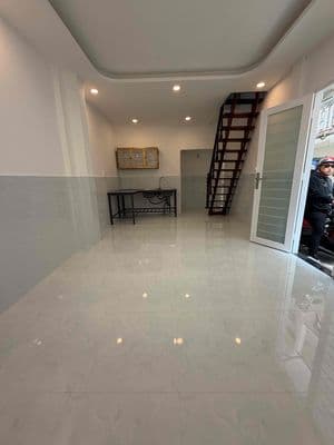 cho thuê nguyên căn nhà mới