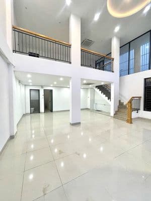 Cho thuê mặt bằng kinh doanh ngang 8m khu bàn cờ phước long