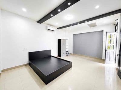Chính Chủ Cho Thuê CHDV Rộng Full Nội Thất Kệ Bếp Trên Dưới Bancol