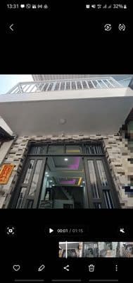 Nhà 1 trệt + 1 lầu, 1WC, Ban công, Bếp