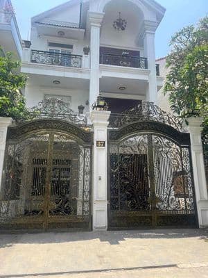 Biệt thự 200m2 trung tâm khu Tên Lửa, Quận Bình Tân, 10x20m, 3 tầng