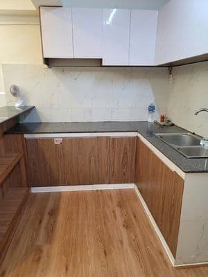 Miếu Nổi 18 tầng - thang máy - Giáp Quận 1