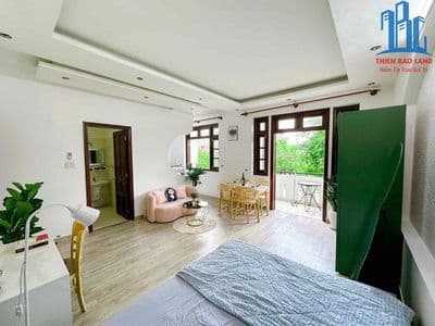 Cho thuê chdv quận 7 - full nội thất/ ban công. đối diện đh rmit, tdtu