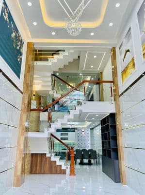 Nhà Đẹp MTNB Phạm Văn Chí-ĐS 9 - 4x16m 5 tầng 6PN+máy lạnh giường tủ