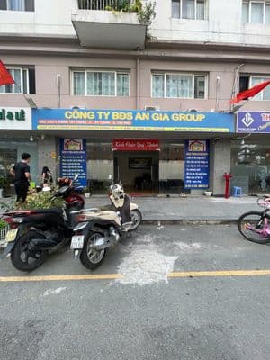 Bán căn shophouse chung cư Green Town DT 128m2 3pn 2 wc 1 phòng kho