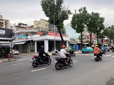 Cho thuê căn góc 2 mặt tiền 904 nguyễn kiệm, gò vấp