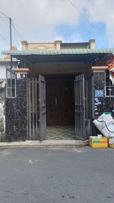 nhà trống Mặt tiền đường tth06 .khách vừa dọn ra