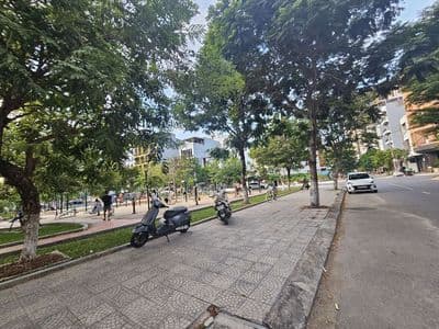 Cho thuê đất mỹ khê 4 , 340m2, sát biển mỹ khê