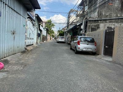 Bán lô đất 5 x 30 full thổ cư ngay tiệm vàng Kim Dung
