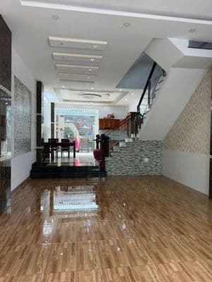 Cho thuê nhà nguyên căn đường Hoàng Quốc Việt - P Phú Thuận Quận 7