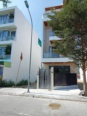 Nhà 4 phòng ngủ - có thang máy - kđt an bình tân