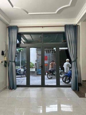 Cho thuê nhà hẻm xe hơi vào tận cửa ngay Emart Phan Huy Ích Gò Vấp