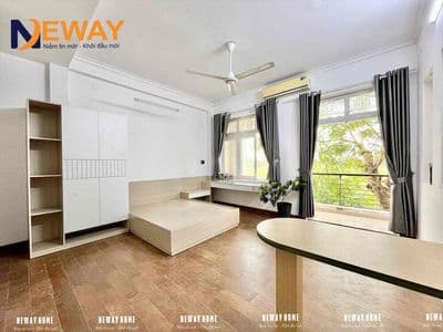 Phòng mới xây ban công đầy đủ nội thất cao cấp gần CẦU CHÁNH HƯNG UEH