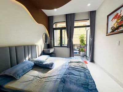 Cho thuê nhà mặt tiền Phan Đăng Lưu, 3 tầng, Full nội thất