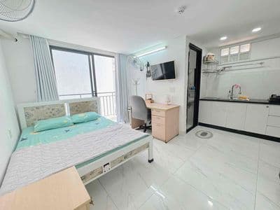 Căn Hộ Studio - 25m2 - Ban Công - Full Nội Thất - Thang Máy-phú nhuận