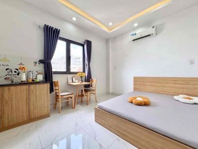 Khai trương dự án mới – full nội thất - cửa sổ trời - ngay đầm sen
