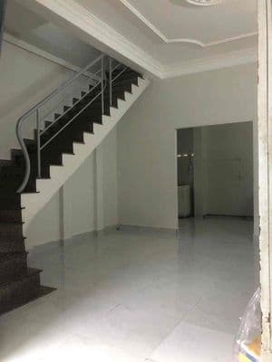 Nhà nc 5*12m 1lầu 2pn 2wc hxh phan huy ích