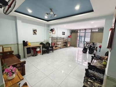 Cho Thuê mặt bằng mặt tiền đường Xóm Chiếu, Q.4
