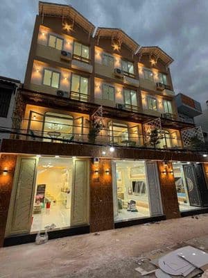 Nhà 3 Lầu có sổ hồng Q7