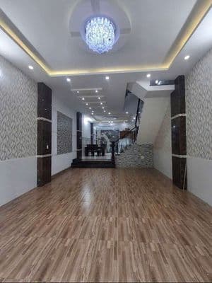 Nhà 1 Trệt 3 Lầu 4PN 5x18m Mặt Tiền KDC Hoàng Quốc Việt Q7