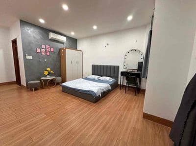 Cho thuê căn hộ full nội thất ban công lầu 1