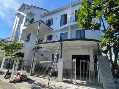 Phòng cuối cùng căn hộ siêu đẹp 3 mặt thoáng