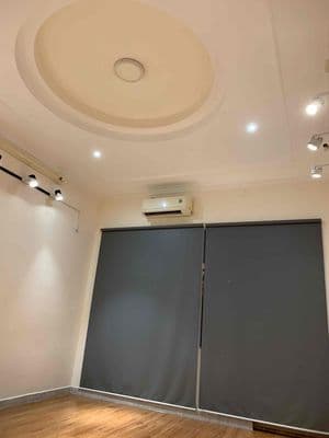 cho thuê tầng 2 kinh doanh và ở tại q.1 trung tâm hcm