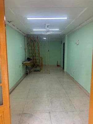 nhà Trệt lầu - Mặt Tiền Kinh Doanh - Điện nước nhà nước