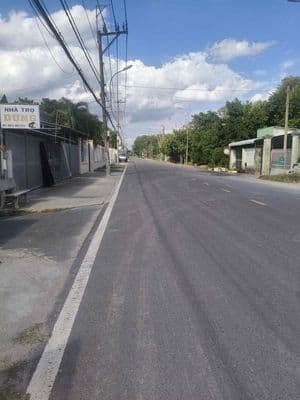 cần bán nhà và đất mặt tiền nguyễn văn khạ