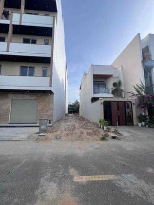 Cần bán lô đất MT đường Hòa Minh 28, Đà Nẵng.
