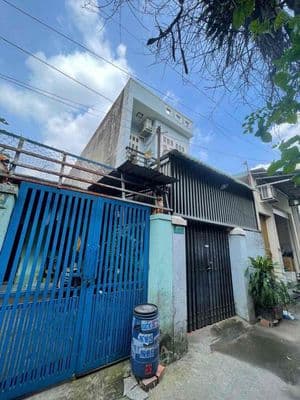 bán nhà gần chợ xóm vắng , khu công nghiệp sóng thần
