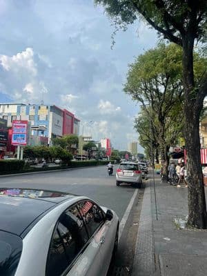 Cho thuê NC MT đường 30/4 , p Ninh Kiều , sát ĐL Hòa Bình, giá tốt T/8