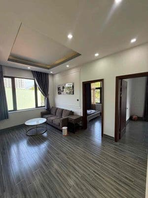 Cho thuê căn villa 2 tầng 3pn MT Đường Trần Sâm gần Cầu Thuận Phước