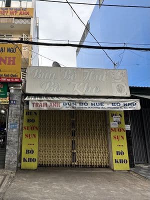Cho thuê nhà mặt tiền nguyên căn