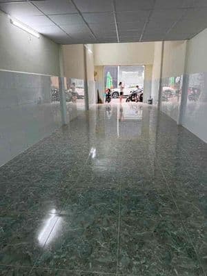 nhà cho thuê MTKD gần chợ tân hương, giá rẻ