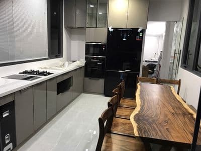 Chính chủ cho thuê lầu 2 nhà MT, 30m2