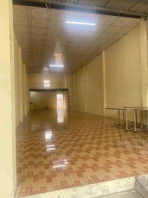 Cho thuê nhà 100m thông suốt gần khu công nghiệp tân đông hiệp b dĩ an