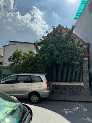 Bán nhà đất Quận 2