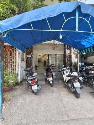 Góc Lạc Long Quân Phú Thọ q11 4.5x20m 1L 3pn