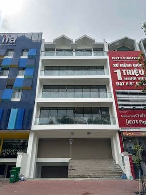 Cho thuê nhà nguyên căn đường thành thái q10-dt: 16x8m-4l-giá: 70tr