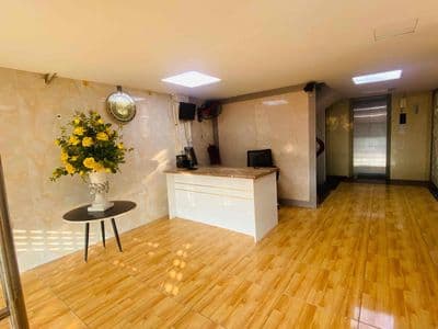 Cho thuê nhà 6 tầng 50m2 mặt đường Võ Chí Công nguyên căn để kinhdoanh