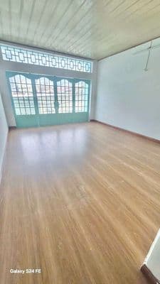 Nhà 8 triệu hương lộ 2…2 tấm