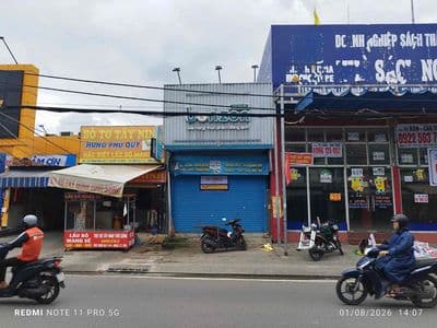 Cho thuê nhà mặt tiền Phạm Hữu Lầu