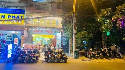 mặt bằng 5x10, 1 trệt+1 lửng, vị trí đẹp C.V.A sát góc Đinh Bộ Lĩnh !