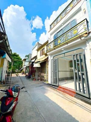 Nhà đẹp thông thoáng- gần chợ lê đình cẩn - nhỉnh 3tỷ