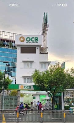  góc ngã 4 nguyễn văn trỗi q.phú nhuận – ngang 8m x 30m