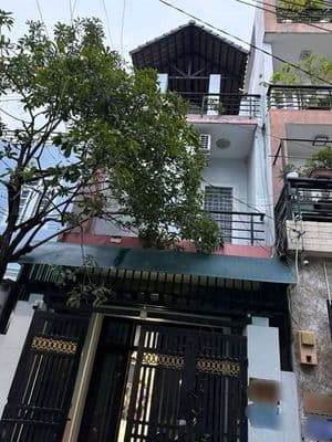 nhà hẻm chợ Bình Thành.