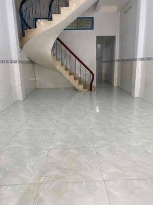 cho thuê nhà nguyên căn 4x18m KDC Bình Hưng cạnh Bến Xe Quận 8